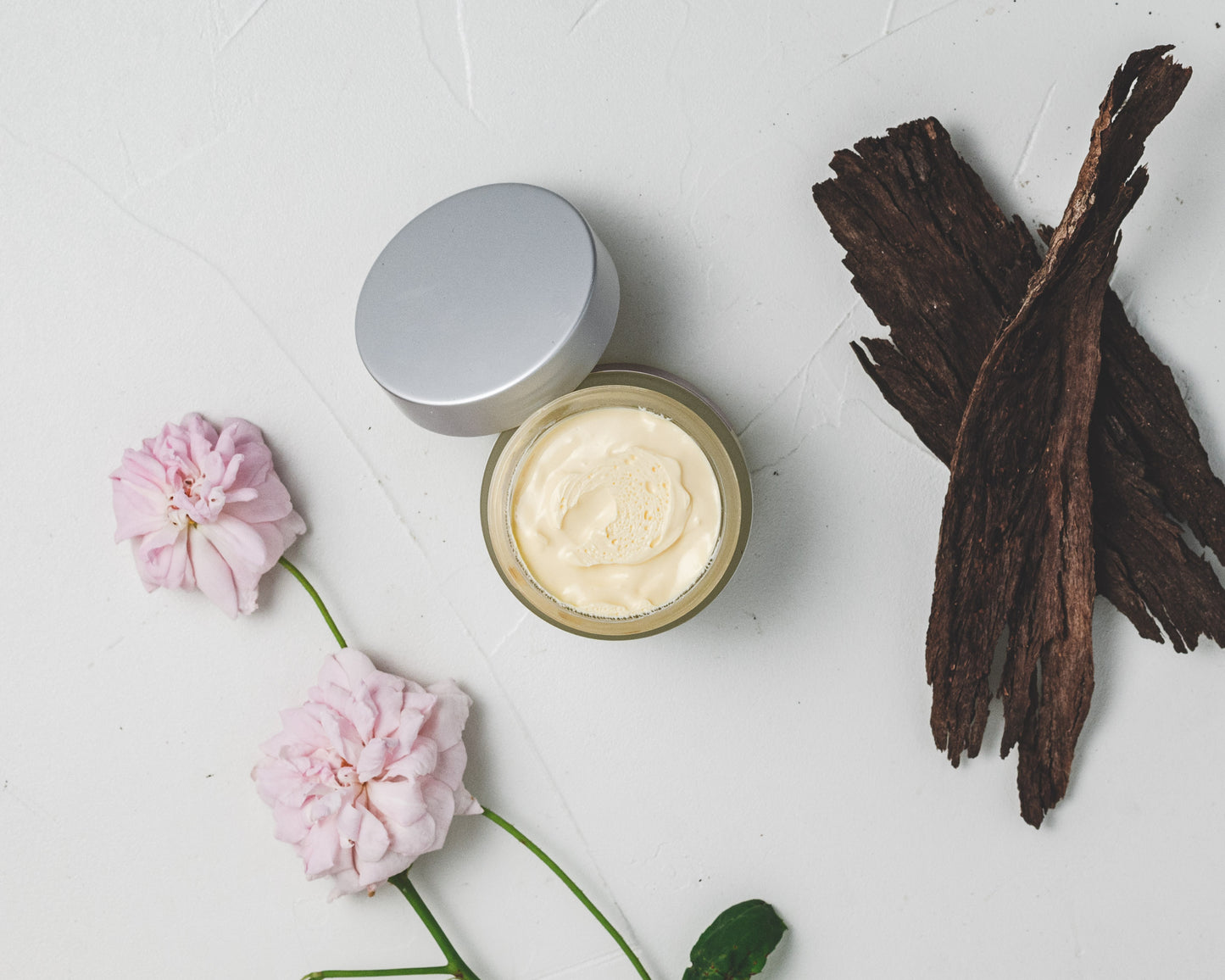 Magnolia & Rose Regenerating Cream